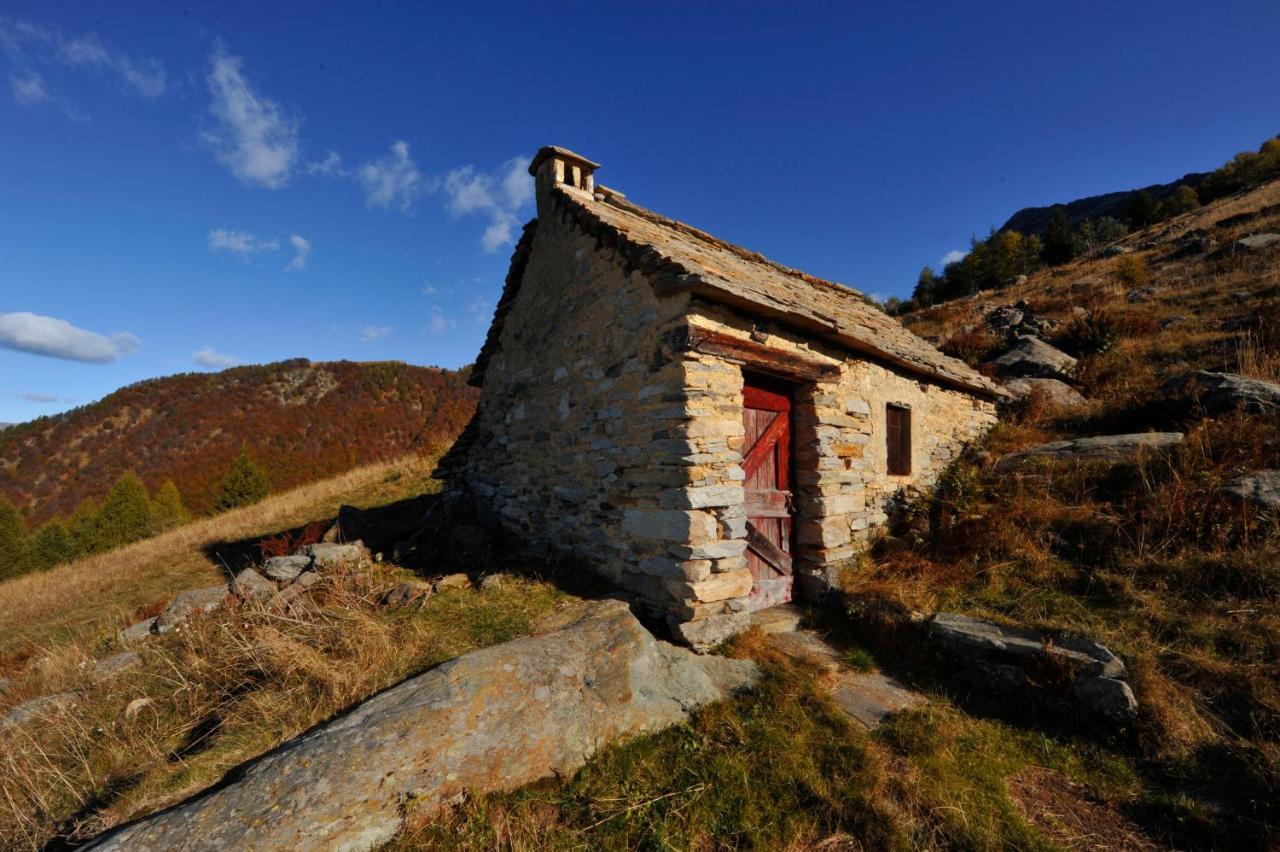 Hostel Rifugio Parpinasca Trontano Zewnętrze zdjęcie