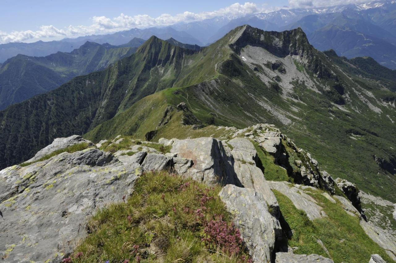 Hostel Rifugio Parpinasca Trontano Zewnętrze zdjęcie