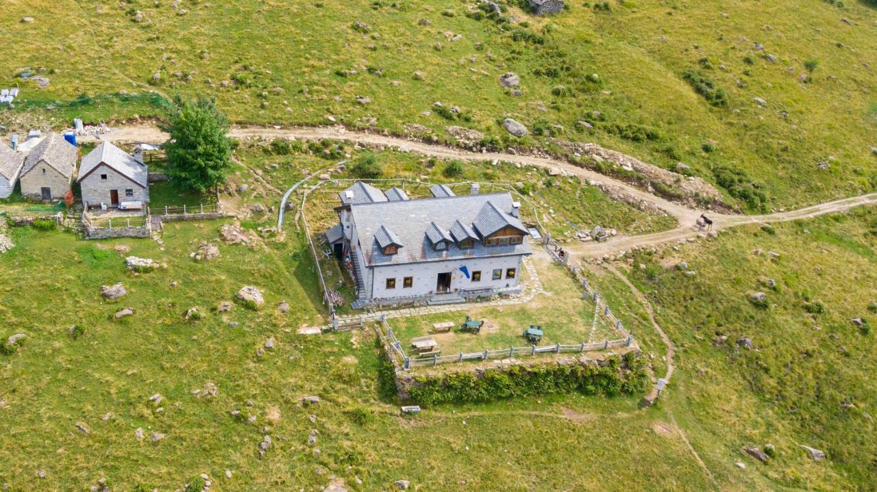 Hostel Rifugio Parpinasca Trontano Zewnętrze zdjęcie